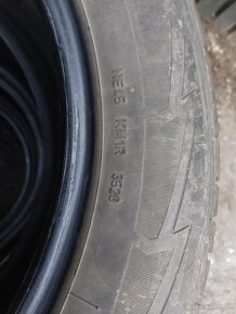 Predam zimne pneu 235/60R18 107H Goodyear - 2