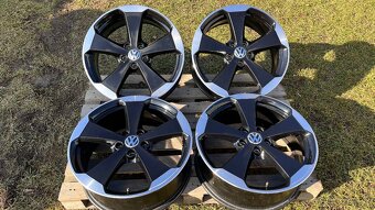 ☑️Gti 5x112 r19 vw rotor - 2