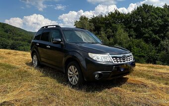 Subaru Forester 2011, benzin - 2