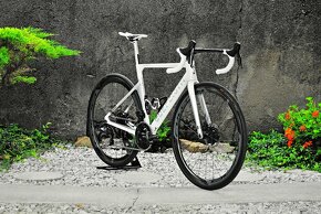 Taliansky Guerciotti Veloce, Sram Force AXS Etap 2x12 - 2