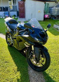 Predám Kawasaki ZX10R - 2