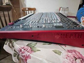 Mixpult - ALLEN & HEATH ZED R16 - 2