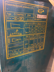 Zvaracka CO2, Compact 254 - 2