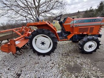 Predám  KUBOTA  L1 -205 - 2