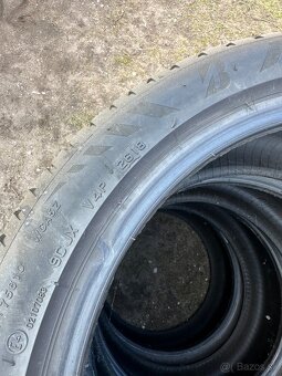 245/40 R18 bridgestone zimne - 2