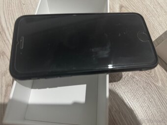 iPhone SE 2020 128GB - 2