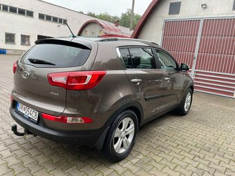 KIA Sportage 2.0 CRDI 4WD - 2