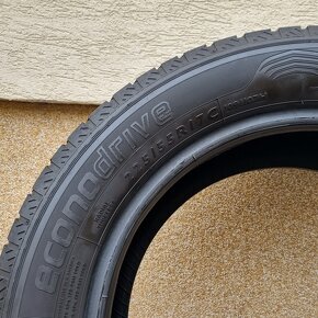 Dunlop Econodrive 225/55 R17 C - 2