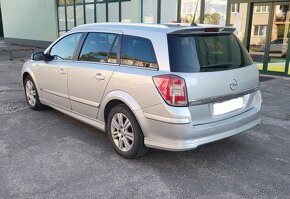 Opel Astra H facelift ( OPC LINE ) 1.9CDTI 88KW R.V 2008 - 2