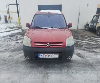 Ponúkam na predaj Citroën berlingo 1,8 - 2