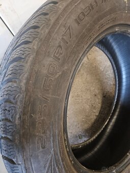 Predám 225/60 r17 - 2