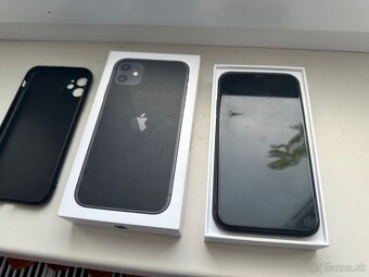 iPhone 11 128GB - 2