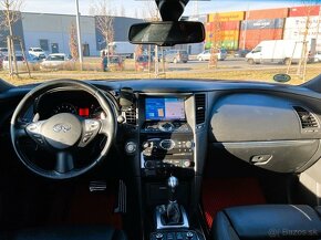 Infiniti FX50  QX70 S Premium - 2