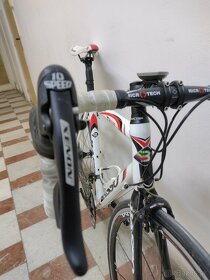 Cestný bicykel BASSO Devil - 2
