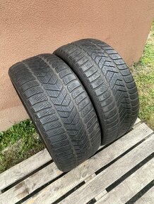 Pirelli 255/40 R19 2x=80€ - 2