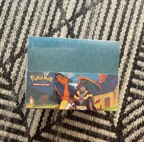 Pokémon Crown Zenith Mini Tin Display - 2