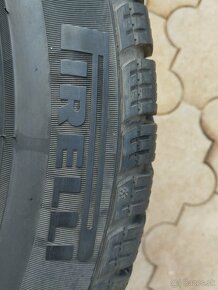 2X ZIMNE PNEUMATIKY PIRELLI  185/55R15 82T - 2