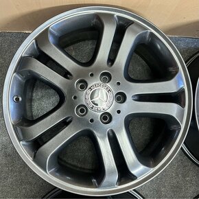 5x112 R18 Original Mercedes ET 50 vo farbe metalgun - 2