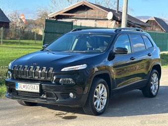 Predám Jeep Cherokee 2.2 disel Automat 9st. 147kw - 2