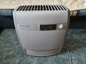 Čistička vzduchu Electrolux OXYGEN Z7040 + nové filtre - 2