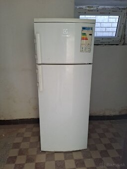 Chladnička s mrazákom Electrolux EJ2302 AOW2 PC 379 - 2