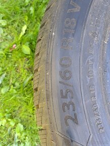 Zimne pneumat 235/60 r 18 - 2