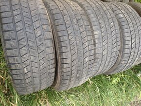 Zimné pneu Pirelli Scorpion R17/ 245/65 - 2