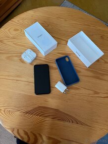 iPhone Xr 64 GB - 2