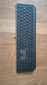 Predam klavesnicu Logitech MX KEYS S, CZ/SK, QWERTY - 2