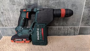 Predam profi akumulatorove kladivo Metabo KH 18 LTX BL 24 Q - 2