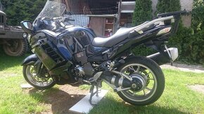 Kawasaki gtr 1400 - 2