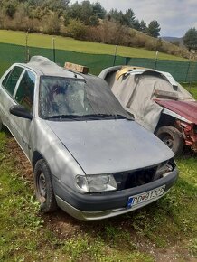 Rozpredam CITROEN SAXO 1.1i - 2