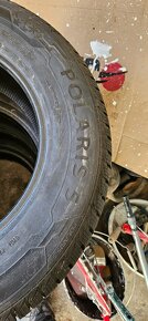 Pneu 215/70 r16 - 2