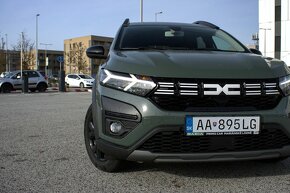 Dacia Jogger Extreme TCe 100 ECO-G Benzín + LPG - 2