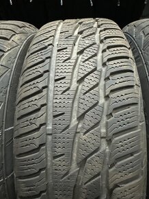 215/65 R16 - 2