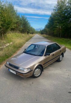 toyota carina - 2