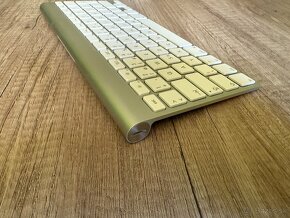 Apple Magic Keyboard - 2