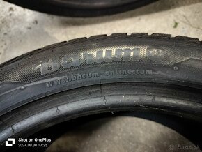 Gumy Barum245/40r18 - 2