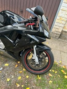 Honda CBR600rr - 2