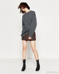 ZARA - nádherný, kvalitný jemný sveter v oversize strihu - 2