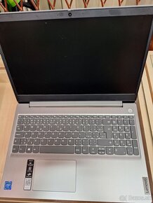 Lenovo IdeaPad 3 15IGL05 - 2