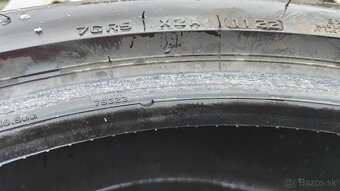 BBridgestone Blizzak LM005 275/40 R22 - 2