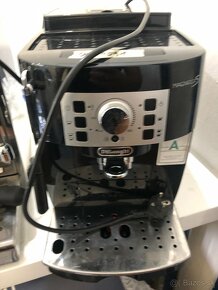 DELONGHI MAGNIFICA  ECAM 22.110 - 2