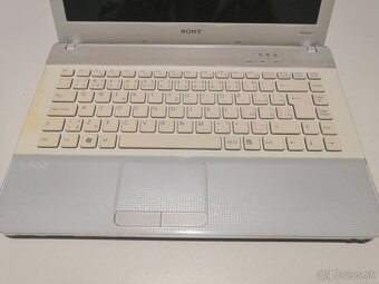 8. Sony vaio PCG-61211M na díly nebo v celku - 2