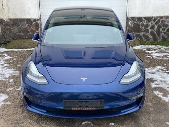 Tesla model 3 - 2