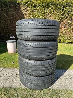 Predám Letne pneu Bridgestone 245/45 R17 - 2