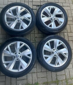 5x112 R19 Škoda Vega - 2