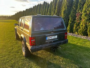 Jeep Cherokee 2,5 Benzin - 2