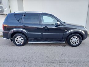 Ssangyong rexton 2,7 crdi  4x4   4x4 - 2