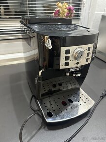 DELONGHI MAFNIFICA S - 2